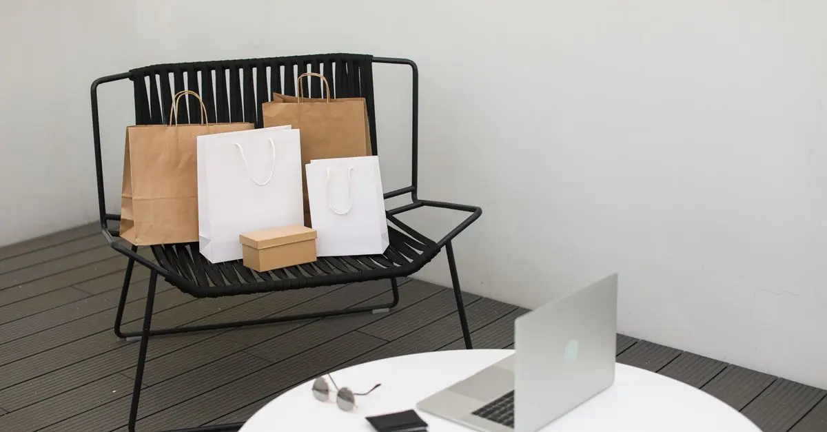Comment les Assistants Vocaux Facilitent le Shopping en Ligne