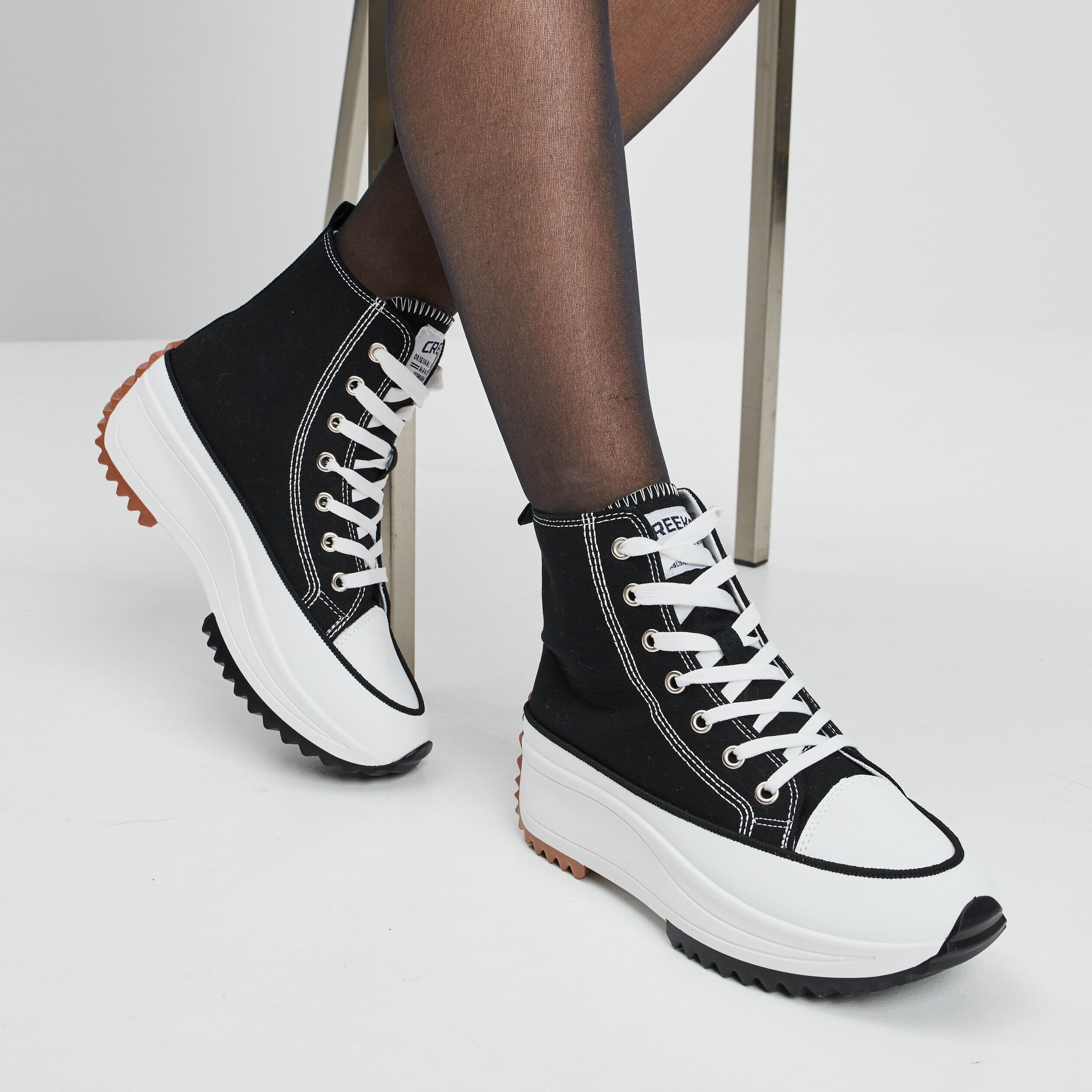 Baskets plateformes en toile Creeks noir femme